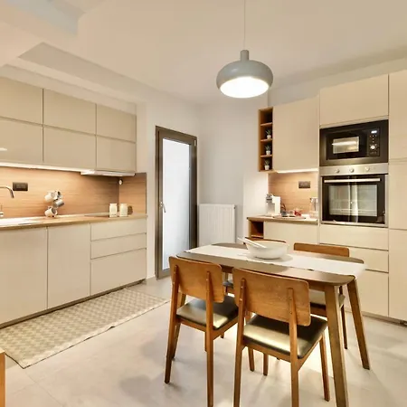 #heart And Soul Apts By Halu! * Thessaloniki